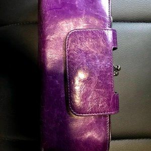 HOBO purple leather wallet clutch kiss lock silver hardware lots pockets Nancy